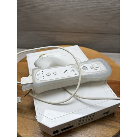 Nintendo Wii Console Wii Bundle (TESTED) Read Description - Picture 3 of 6